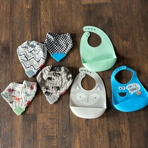 Teething Bandannas & Silicone Bibs